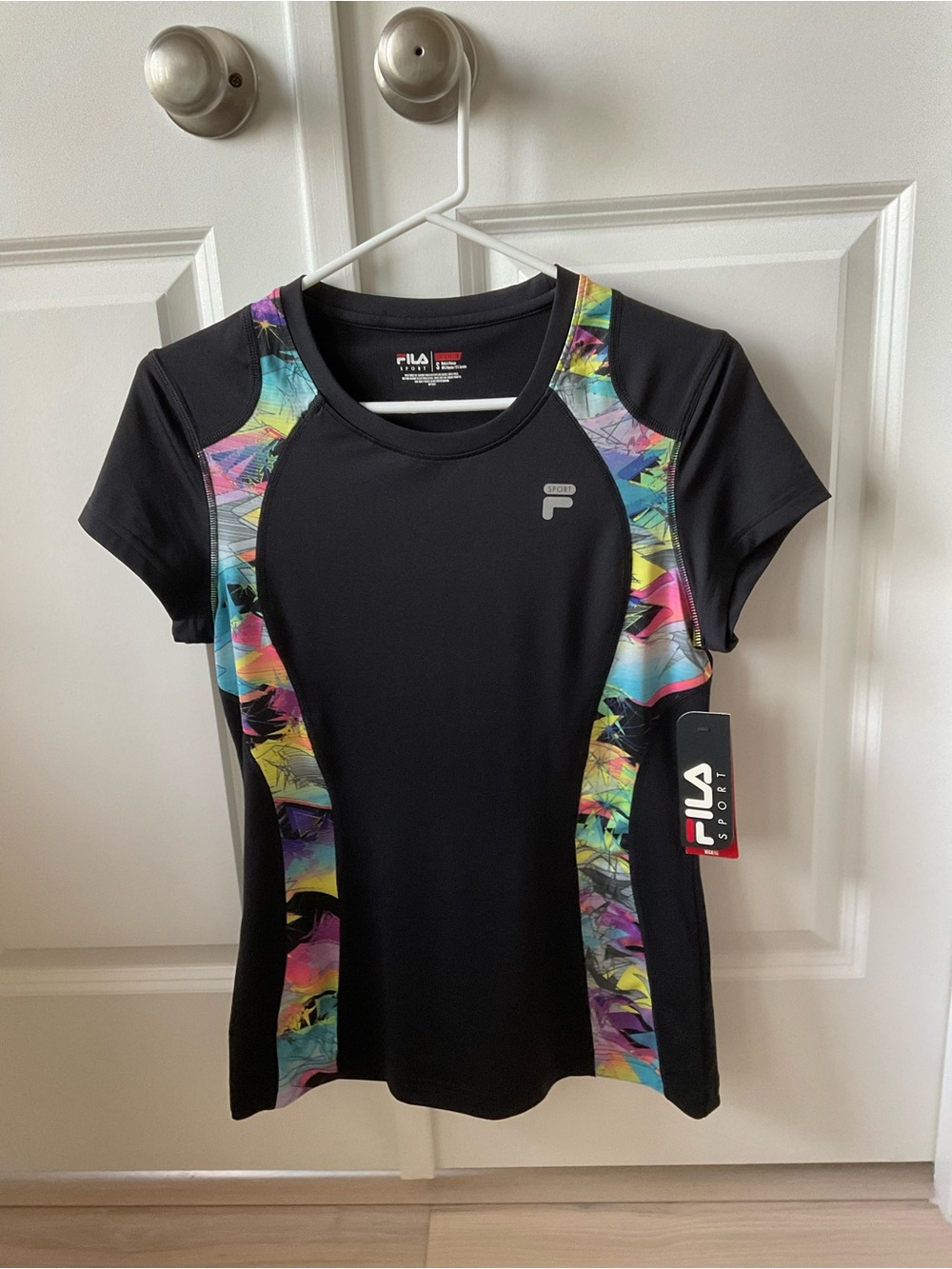 Fila Black Short-Sleeve Athletic Tee with Colorful Abstract Panels